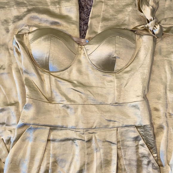 Miss Circle Gold Satin Jumpsuit - Picture 4 of 7